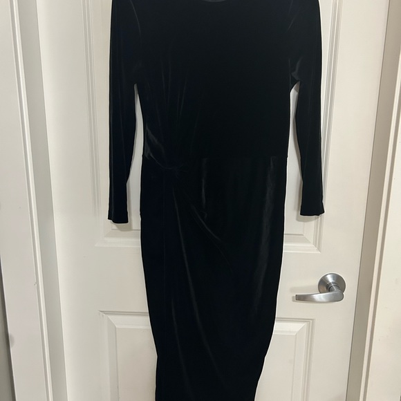 BANANA REPUBLIC Black Velvet Twist Waist Party Evening Dress Size 4 (Like New) - Picture 4 of 8